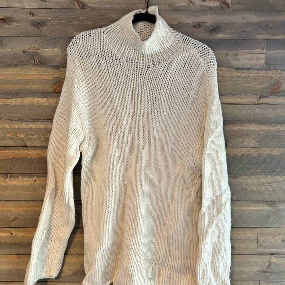 Aritzia Babaton Wool Knit Sweater